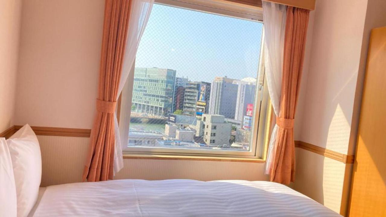 Toyoko Inn Hakata Nishi-Nakasu Fukuoka  Zewnętrze zdjęcie