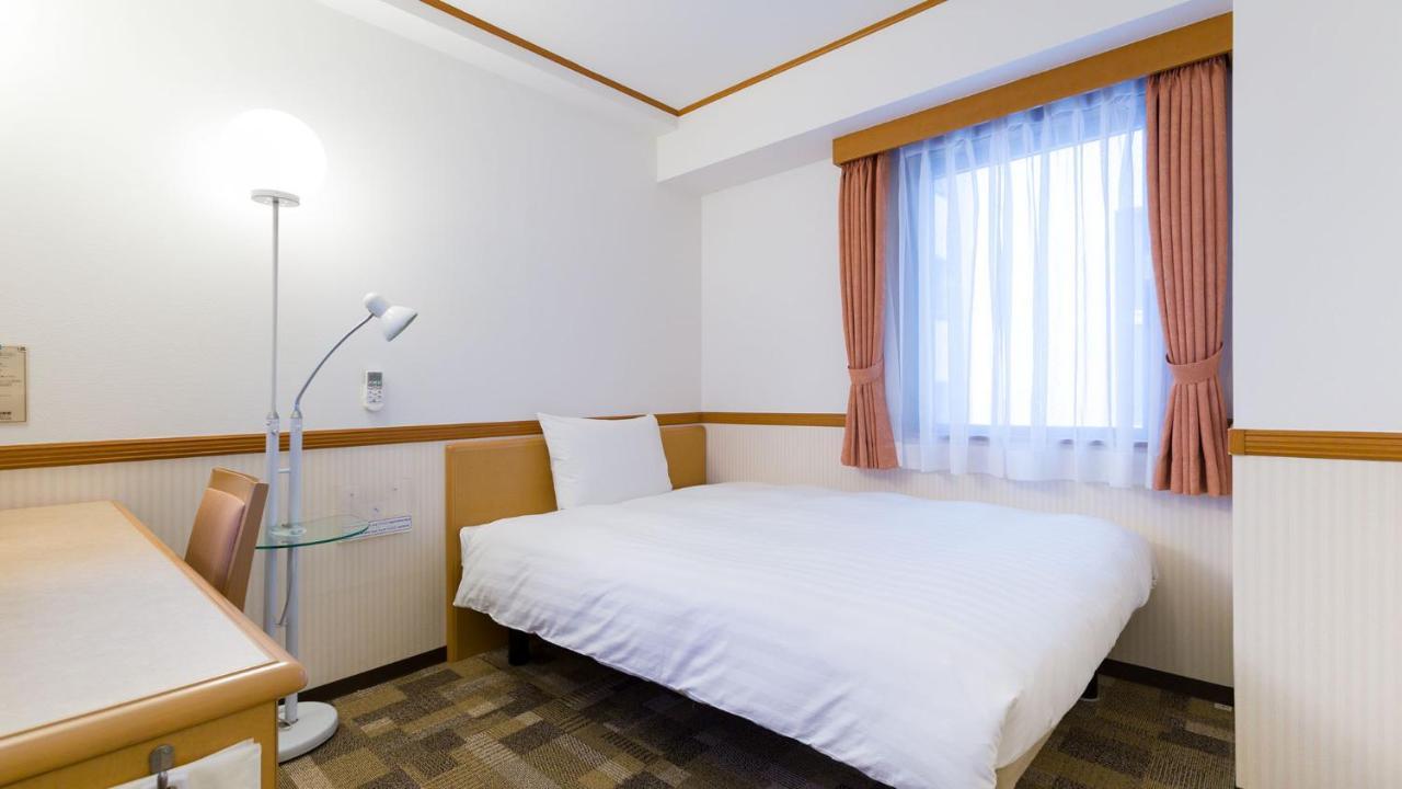 Toyoko Inn Hakata Nishi-Nakasu Fukuoka  Zewnętrze zdjęcie